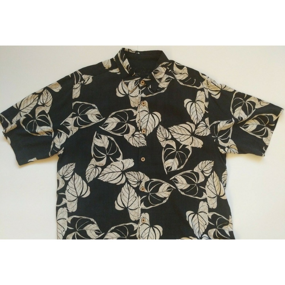 Tommy Bahama Shirt Men's Sz Large Silk Floral Hawaiian Short Sleeve